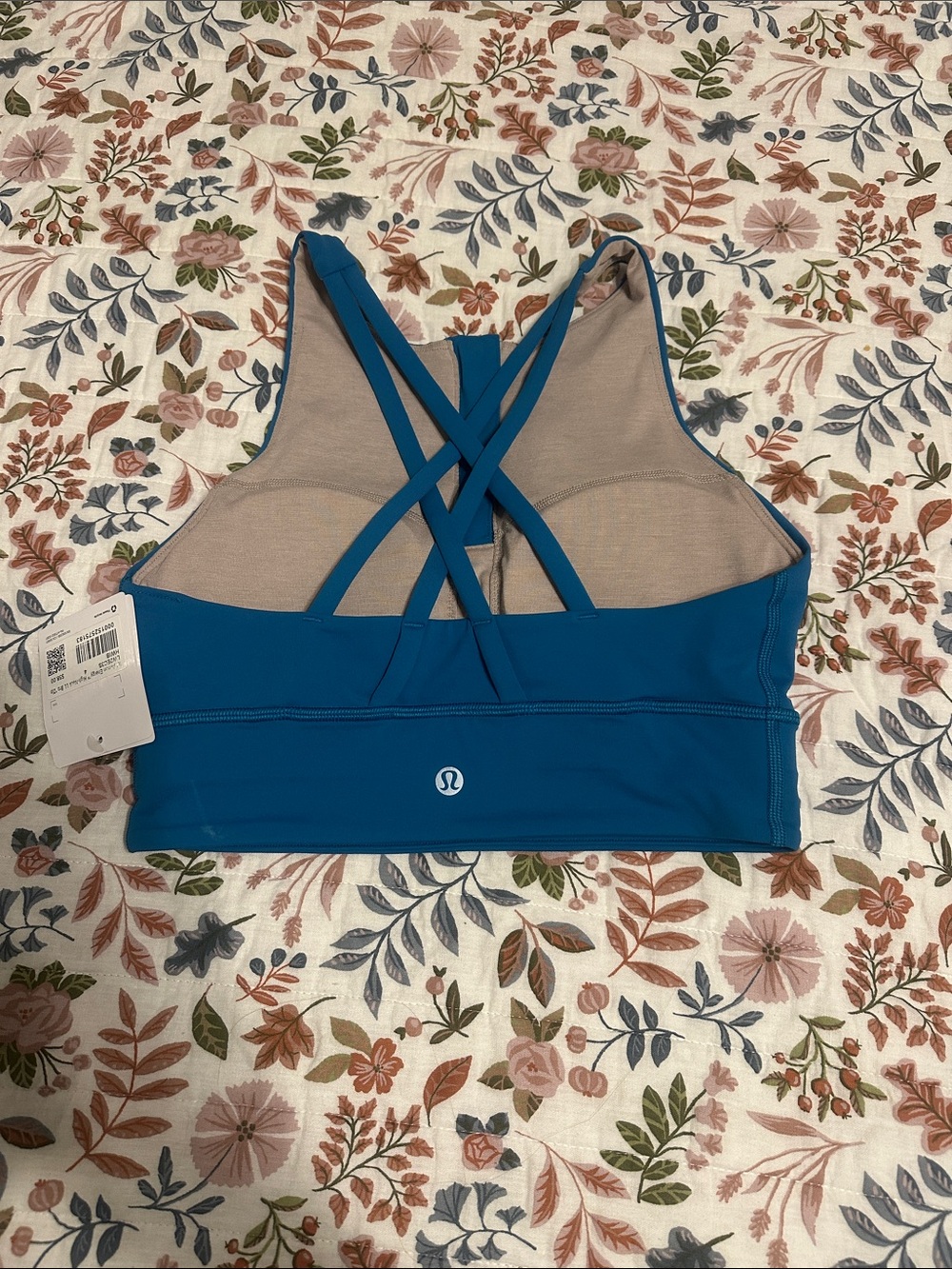 NWT Lululemon Energy Bra High-Neck Longline Zip *Medium Support, B-D Cups
Hawaii - Picture 3 of 3